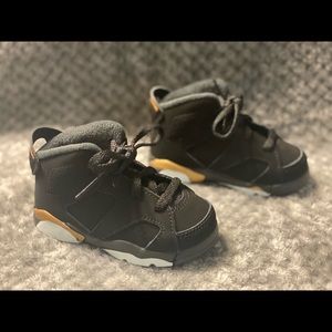 Jordan Retro 6- Infant size 5C- worn once
